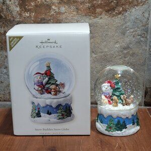 Hallmark Snow Buddies Snow Globe 2007